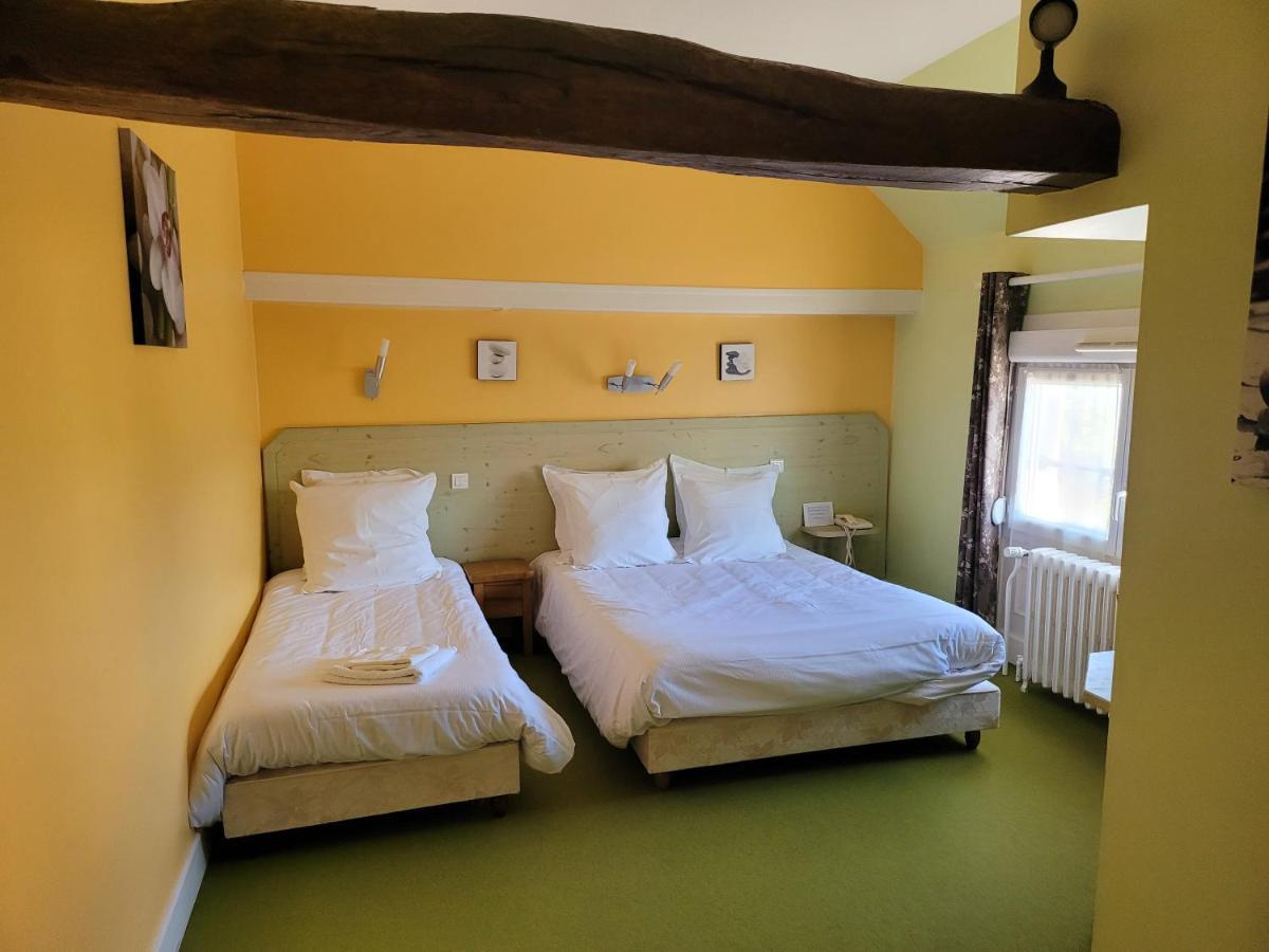 L'Auberge De L'Olive Dompierre-sur-Besbre Bagian luar foto